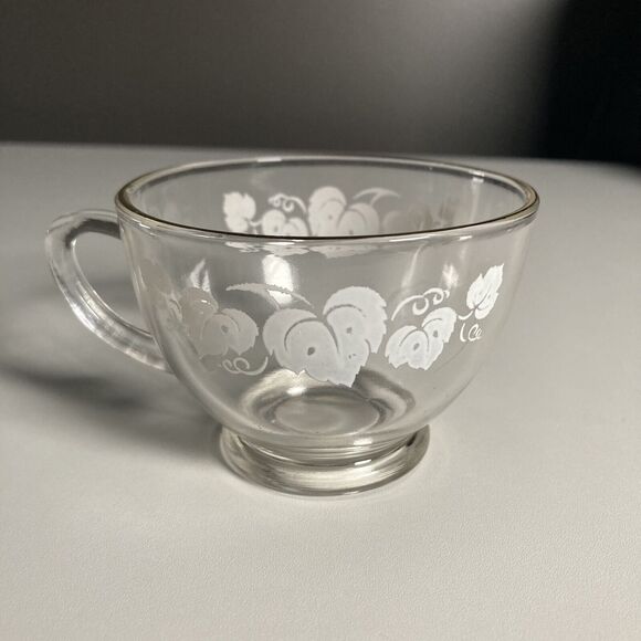 Anchor Hocking Glass Punch Cup Set (6) • White Grape Leaves • Gold Rim • Vintage - Picture 5 of 16